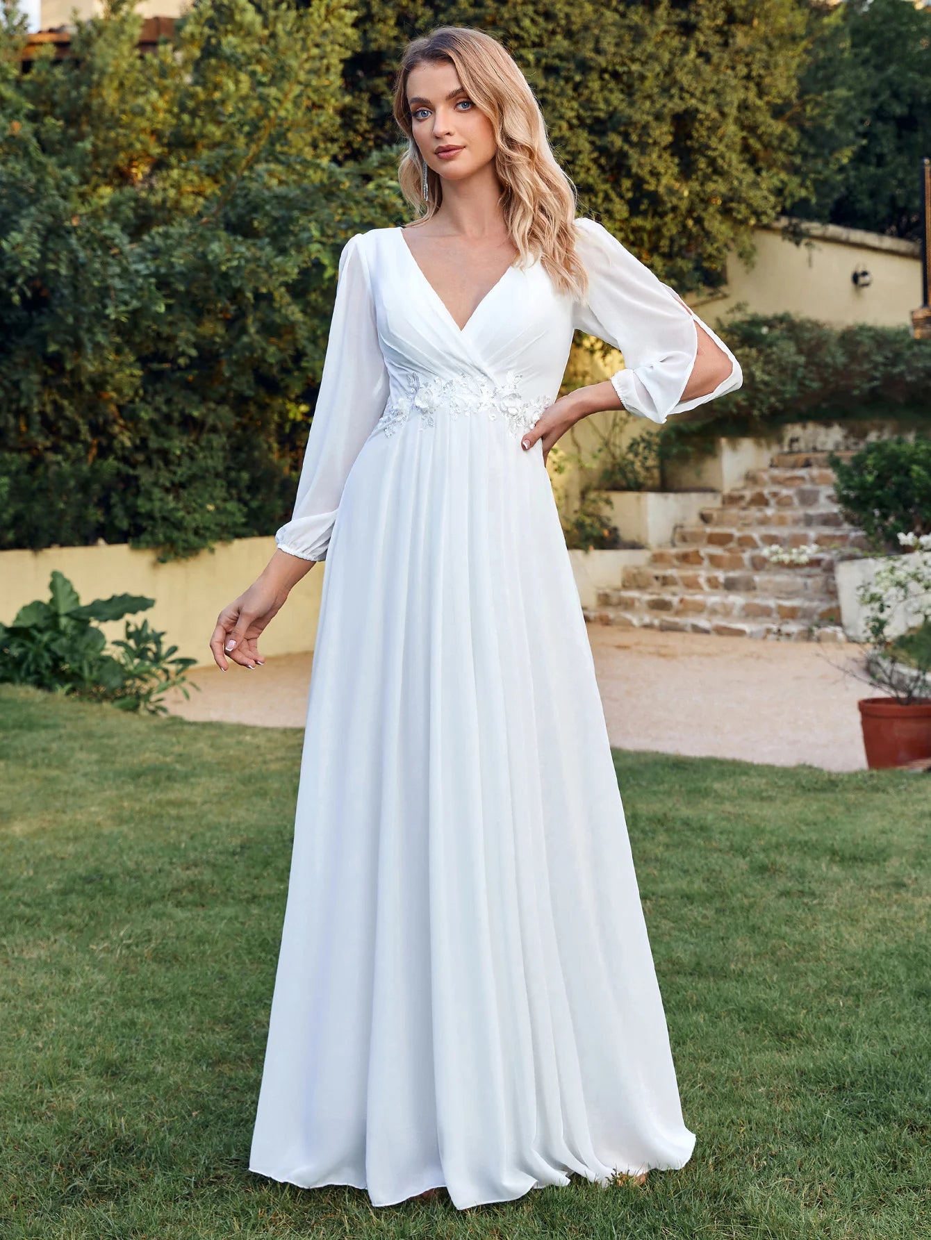 2025 Women Evening Dresses Sexy Deep V-Neck Tulle Full Sleeve Prom Gowns Appliques Empire Pleated A-Line Elegant Bridal Dress