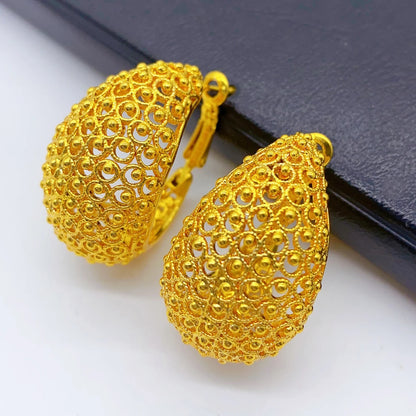 Dubai Simple Fashion Gold Plated Hollow Pierced Earrings Piercings Cartilage Ear Ring for Women Bride Ornament Gift Fine Jewelry