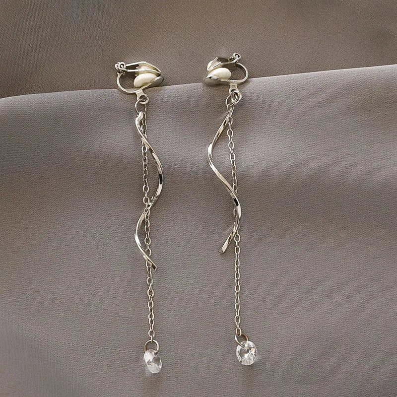 Korean Style Clip on Earrings No Pierced Earrings Women's Party Birthday Fashion Flower Heart Cute Cuff Earrings Ear Clip Gift