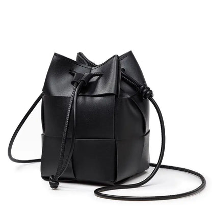 Weave Handbag Women Woven Bags Small Drawstring Bucket Shoulder Messenger Bags Luxury Famous Brand Designer Purse Female bag