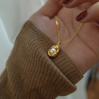 Fashion Inlaid Pearls Pendant Necklace for Women Luxury Design Stainless Steel Cuban Chain Wedding Woman Necklaces Jewelry