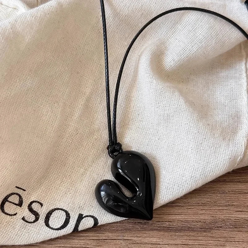 New Heart Pendant Necklaces For Women Vintage 80s Aesthetic Adjustable Pull-out Necklace Fashion Romantic Choker Trendy Jewelry