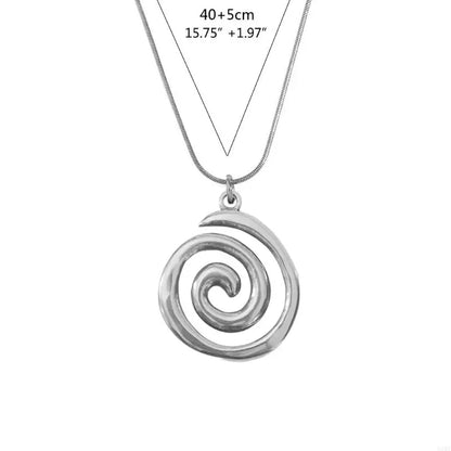 Fashionable Round Circle Necklace Accessory Swirl Pendant Collarbone Chain for Women Adjustable Chain Choker Jewelry