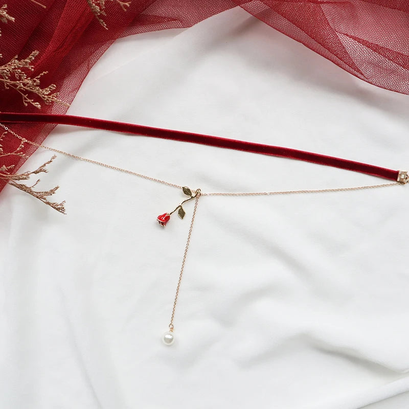 Fashion Lace Necklace For Women Adjustable Elegant Snowfake Strawberry Pendant Velvet Choker Necklace Collar Party Jewelry Gift
