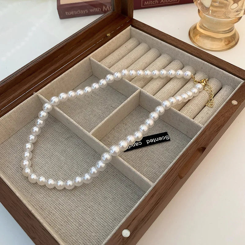 Imitaition Pearl Necklace for Women Simple Fashion Collarbone Chain White Choker Necklaces Designer Wedding Jewelry Wholesale