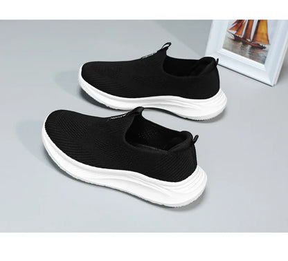 Women's Shoes 2024 Spring New Lightweight, Comfortable, and Fashionable One Step Anti slip Leisure Breathable Walking Shoes