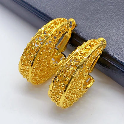 Dubai Simple Fashion Gold Plated Hollow Pierced Earrings Piercings Cartilage Ear Ring for Women Bride Ornament Gift Fine Jewelry