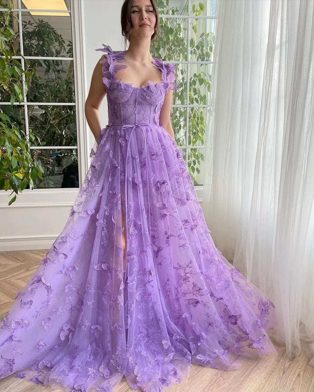 European and American Evening Dress for Women 2025 New Fashion Style Long Style Banquet Style Elegant Lace Beach Dress