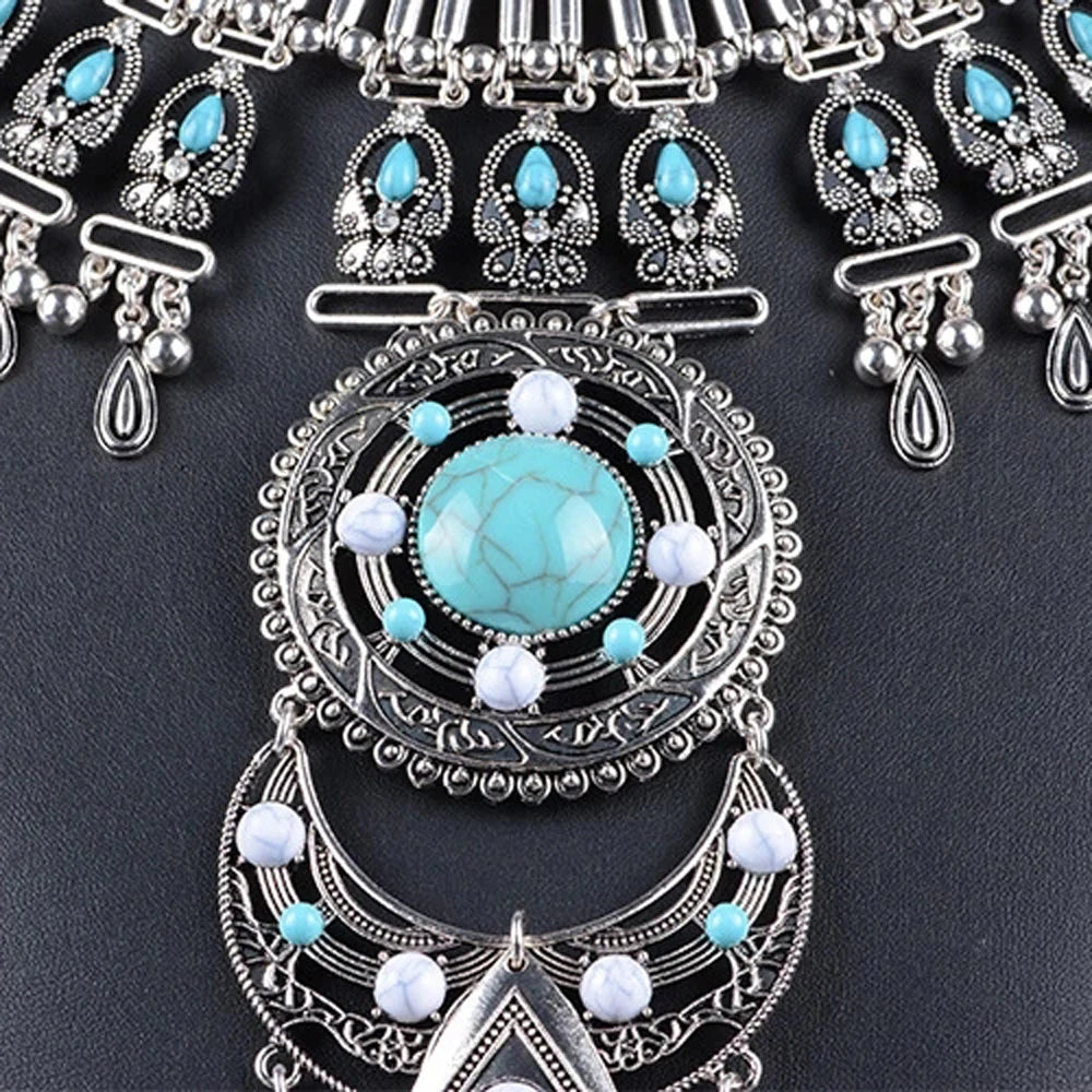 European American Exaggerated Pendant Necklace for Women Vintage Baroque Sexy Choker Collar Charm Statement Necklaces Jewelry