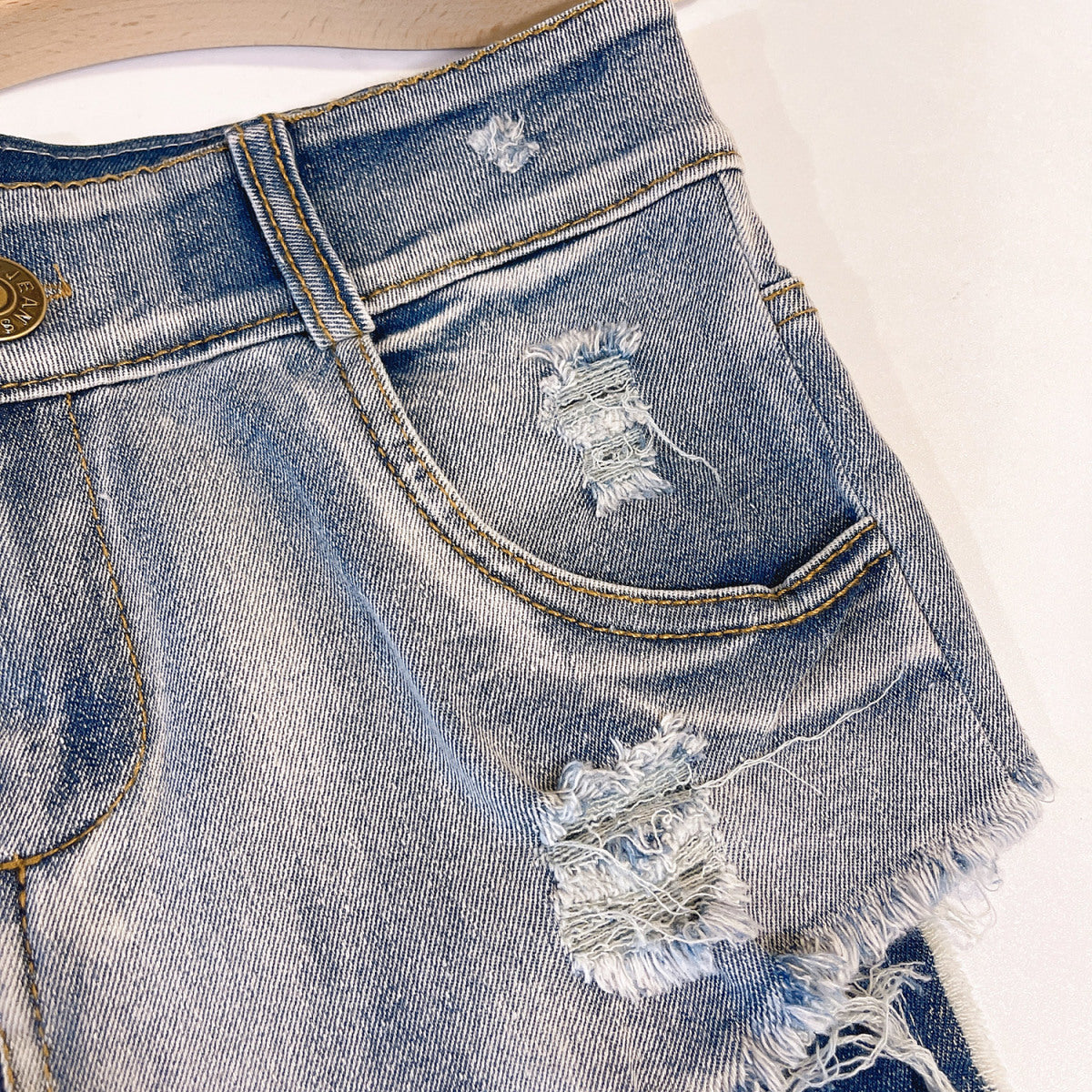 Short Jeans Women 2025 New Hole Raw Edge High Waist Tight Jeans Shorts Female Light Color Sexy Bodycon Ultra Shorts