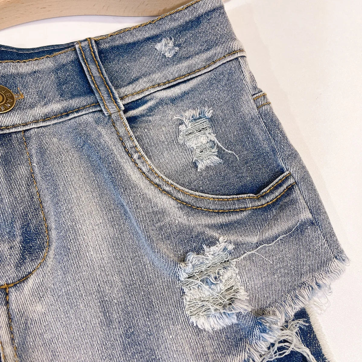 Short Jeans Women 2025 New Hole Raw Edge High Waist Tight Jeans Shorts Female Light Color Sexy Bodycon Ultra Shorts