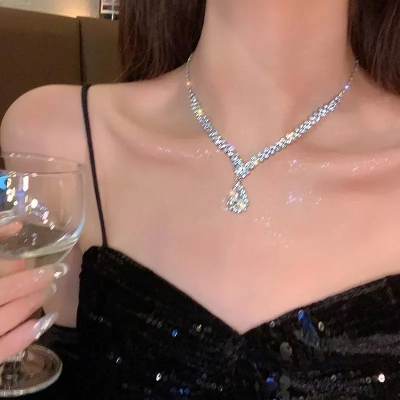 Full Zircon Sparkling Necklace for Women Water Droplet Tassel Necklace Fashion Choker Sweater Chain Sweater Accessories Necklace