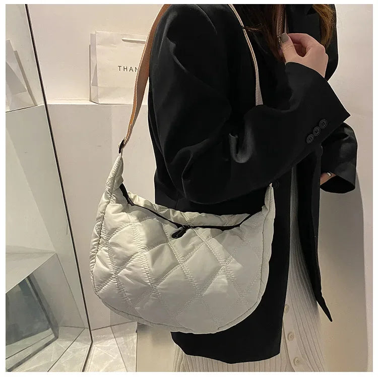 Embroidery Crossbody Bags for Women Large Capacity Handbags Shoulder Messenger Bag Female Popular Fashion Hobos Shopper Bag Sac