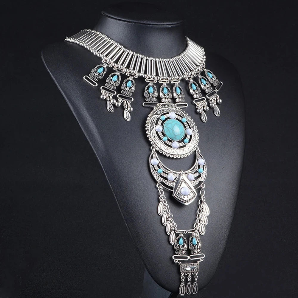 European American Exaggerated Pendant Necklace for Women Vintage Baroque Sexy Choker Collar Charm Statement Necklaces Jewelry