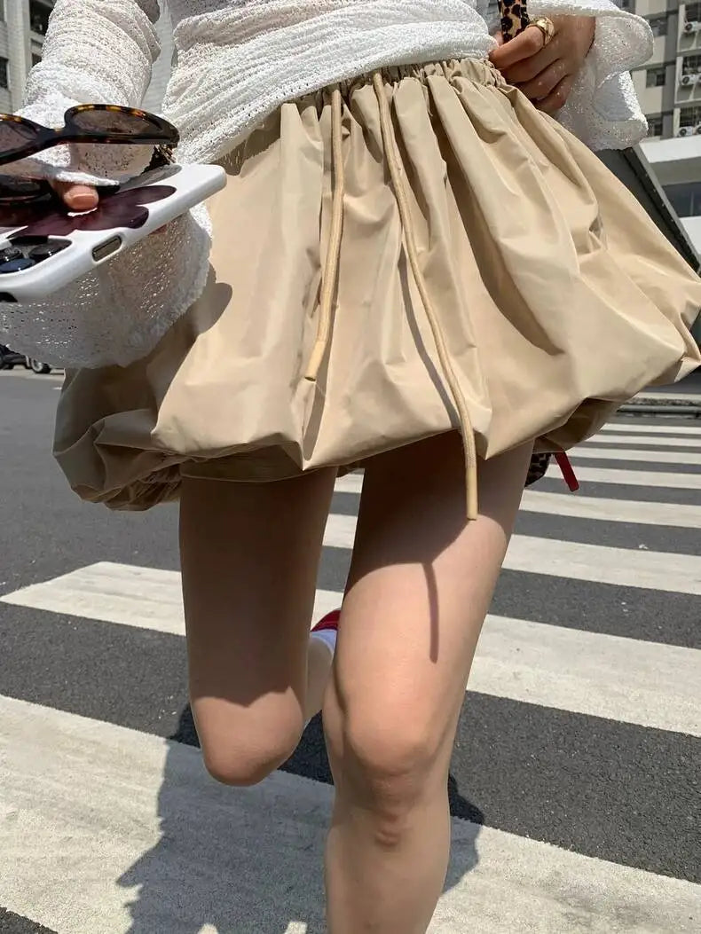Ropa Skirts for Women 2025 Mini Black White Korean Style Jupe Faldas Mujer Elastic Waist Retro Khaki Drawstring Flower Bud Skirt