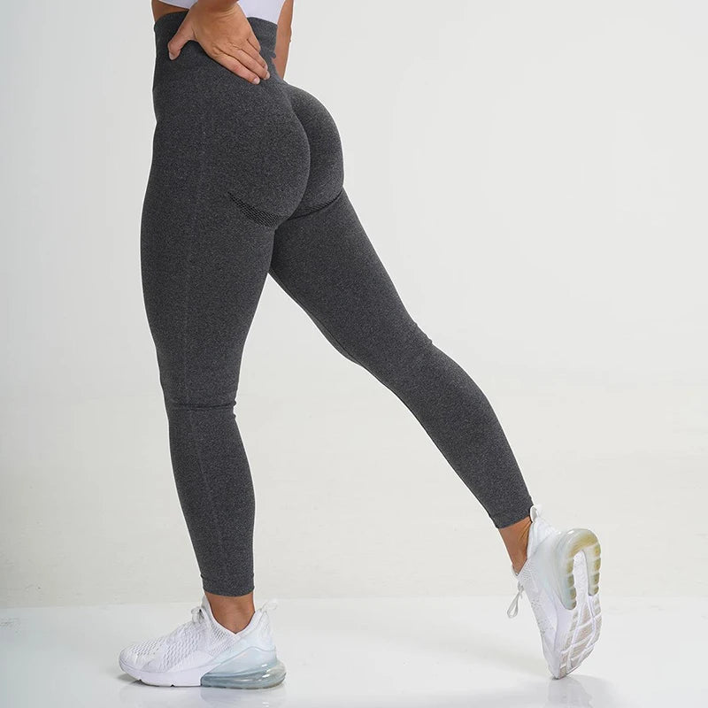 Seamless Yoga Pants Women's Fitness High Waisted Hip Pants Moisture Transferring Exercise Pants Ladies Sexy Hip Showing Solid